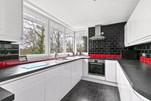 Kitchen- click for photo gallery
